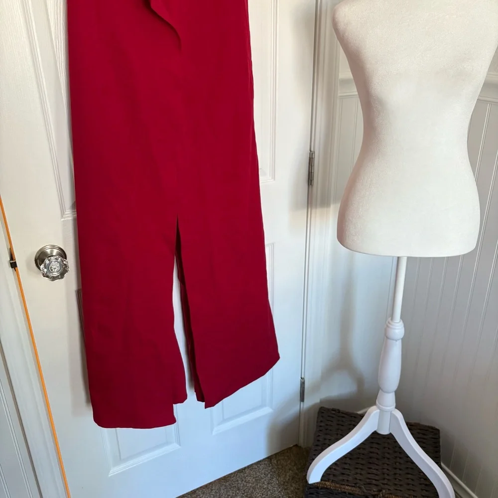 NWT Red One-Shoulder Jumpsuit with Extra Fabric Overlay on Legs size 6 - Picture 9 of 12